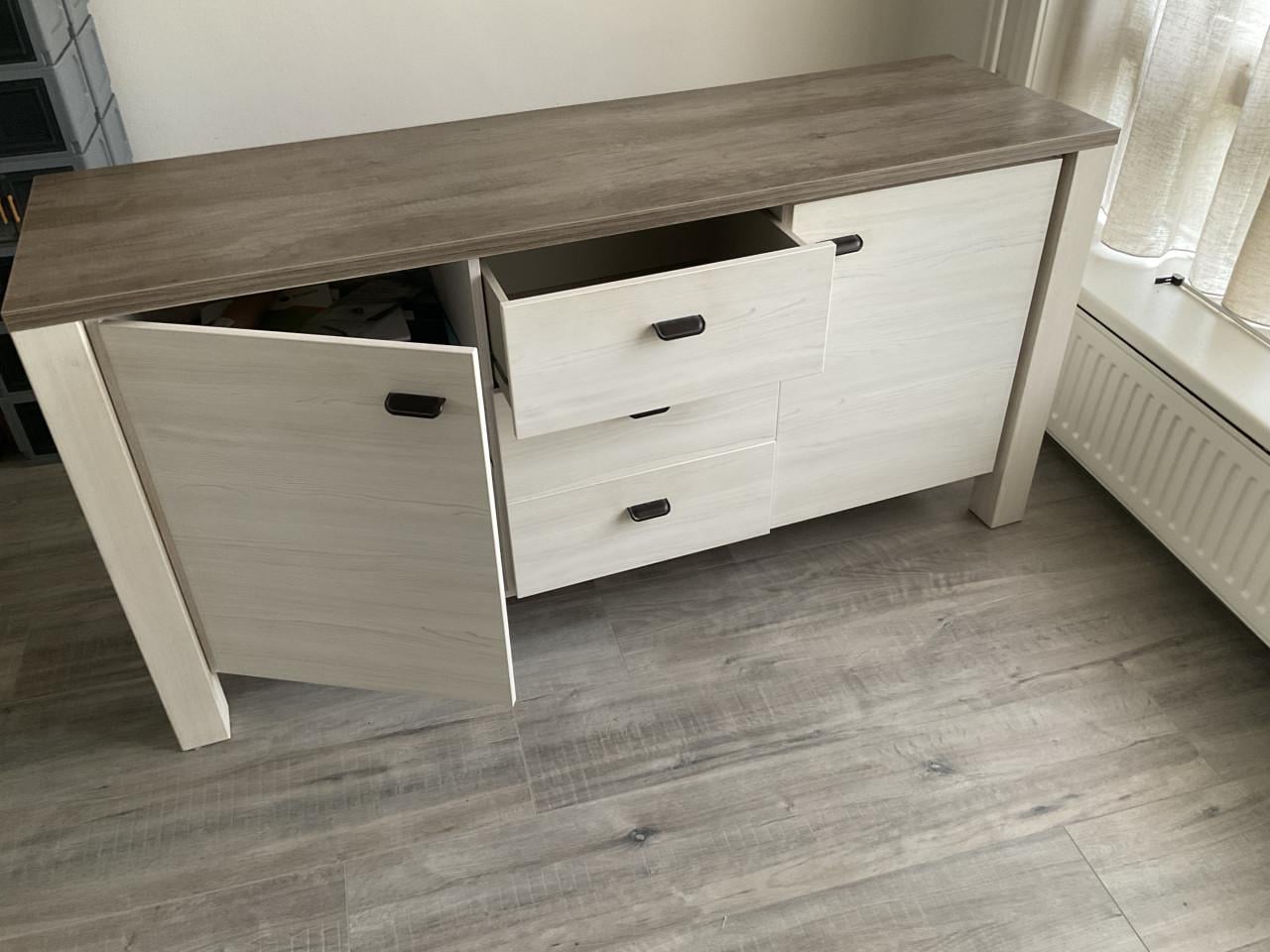 Mooi modern dressoir