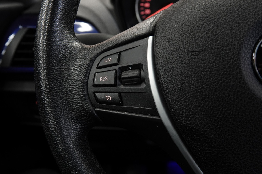 BMW 1 Serie 116i executive | cruise | navi | pdc | stoelv. |