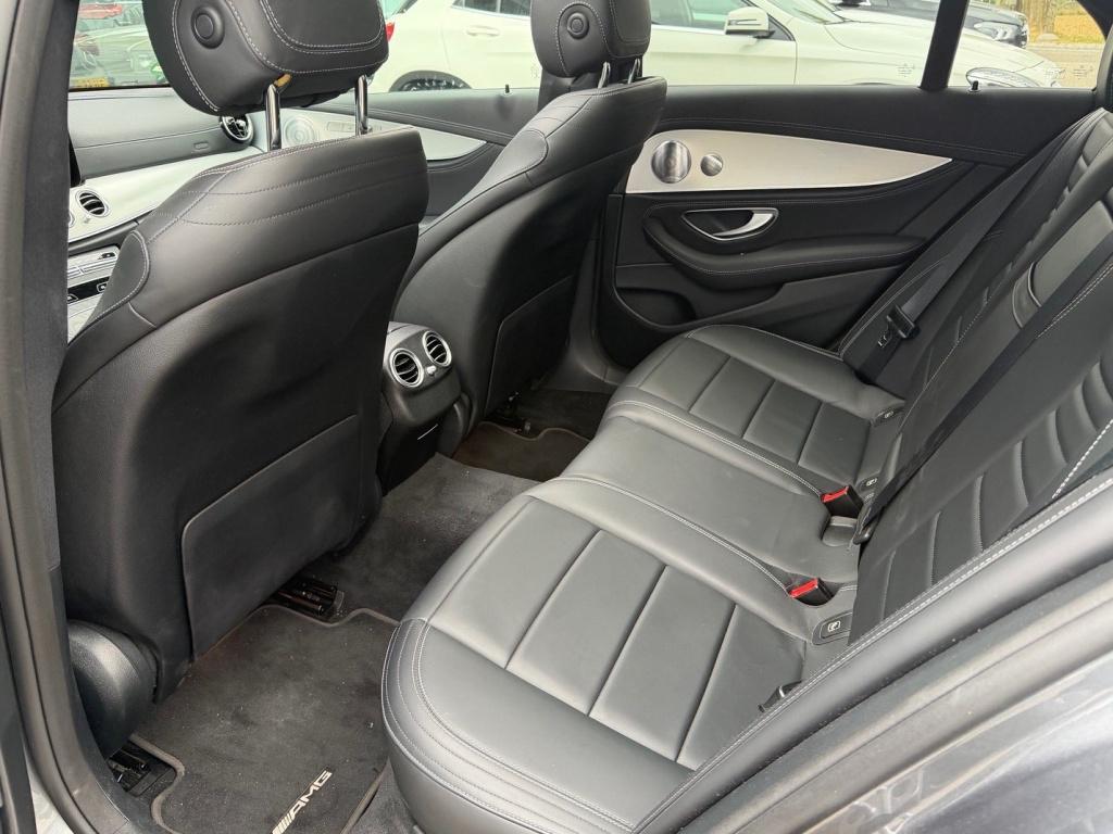 Mercedes-Benz E-Klasse 200 business solution amg l panoramadak l burmester 
