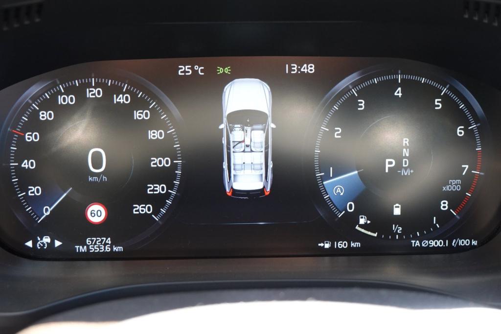 Volvo XC60 2.0 b5 r-design