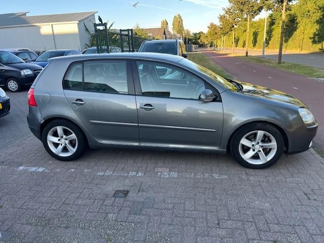 Volkswagen Golf 2.0 fsi comfortline automaat