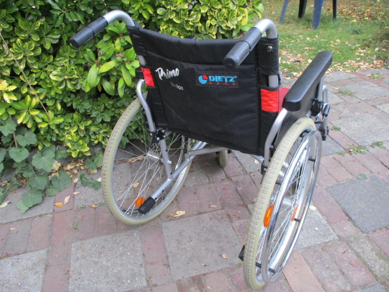 Rolstoel met kussen te koop