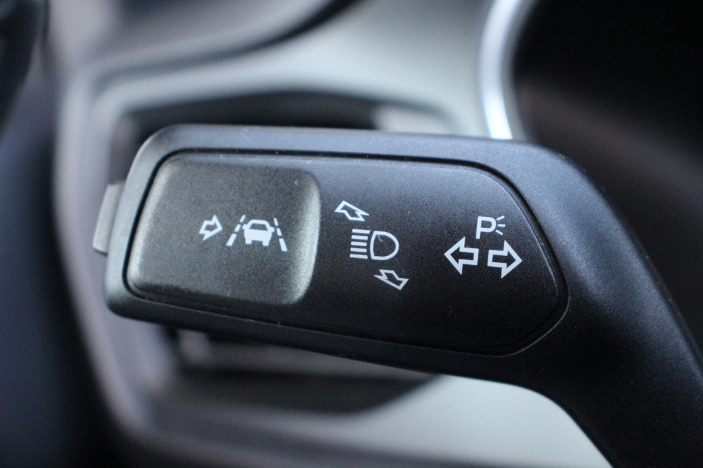 Ford Focus wagon 1.5 ecoboost active business | navi | acc | camera
