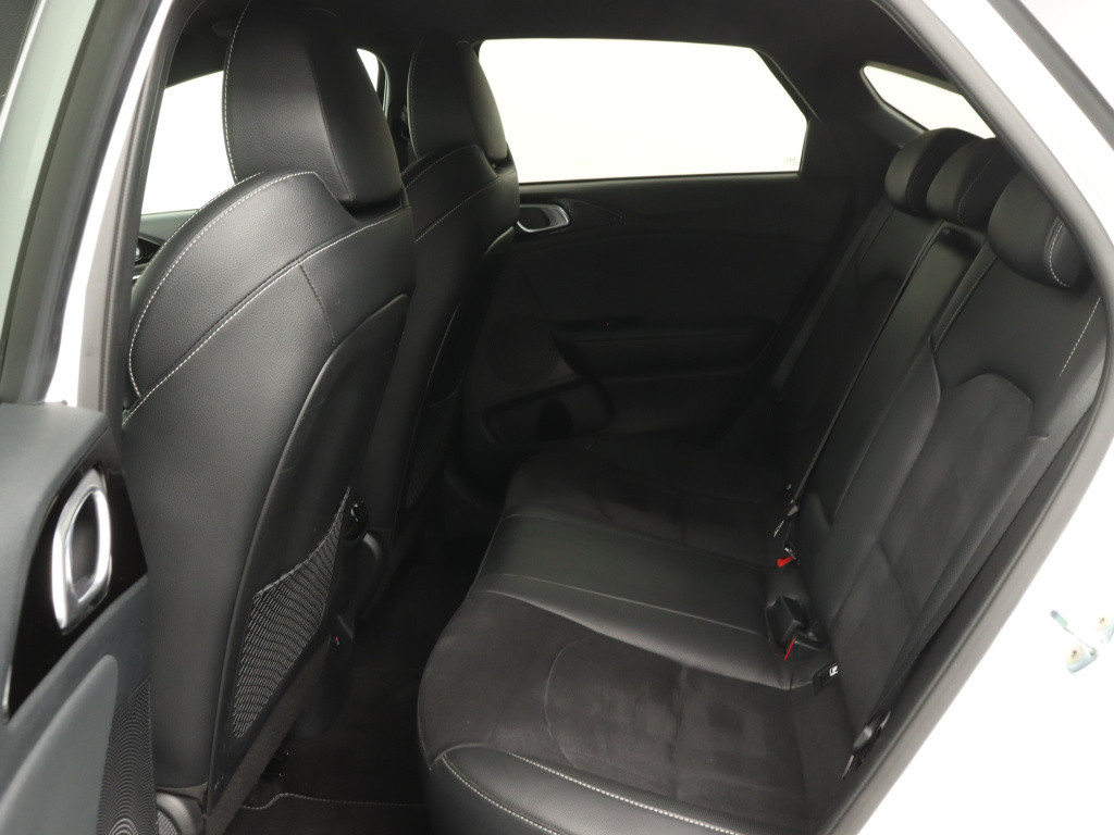 Kia Proceed 1.5 t-gdi gt-line | dodehoekdetector | stuur- en stoelverwarmin