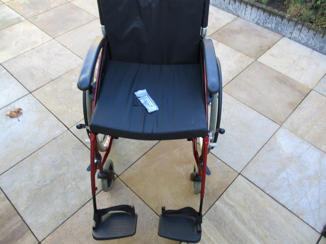 Zgan opvouwbare lichtgewicht rolstoel met anti-lekbanden en hoepels