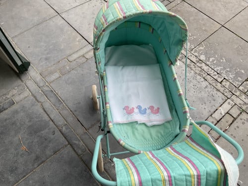 Poppenwagen