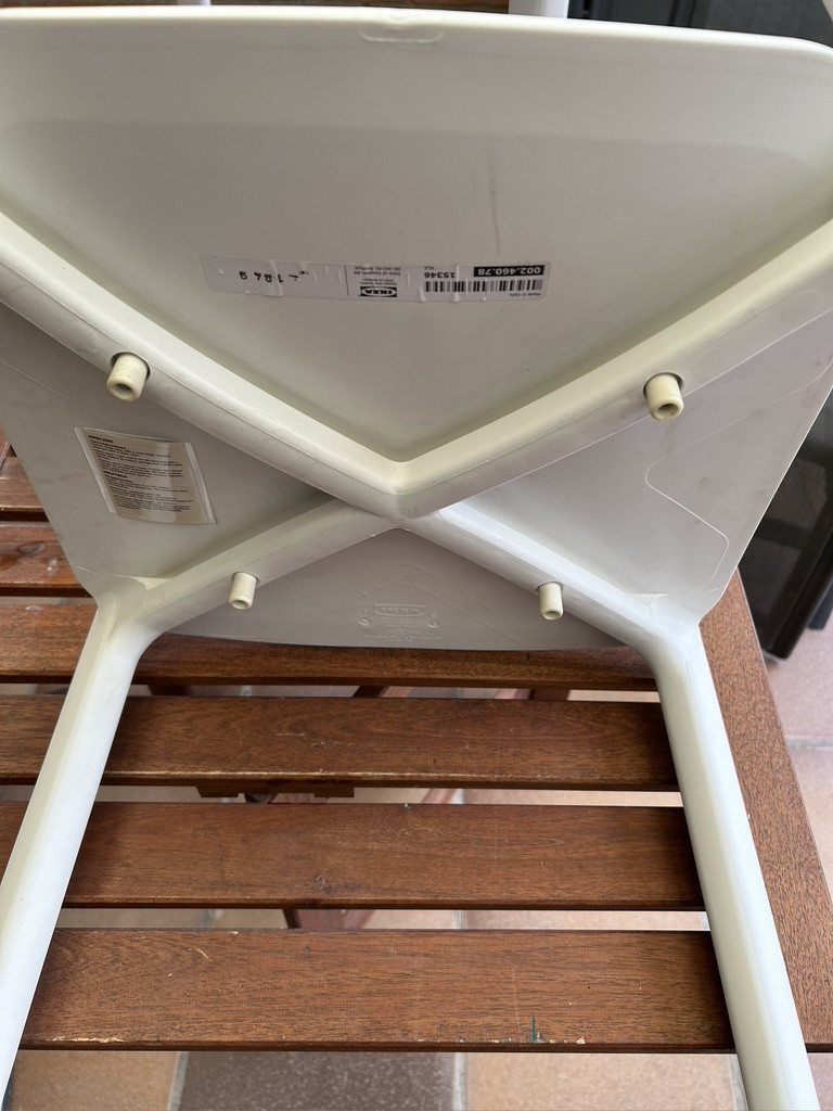 Ikea stoelen stapelbaar 2 stuks