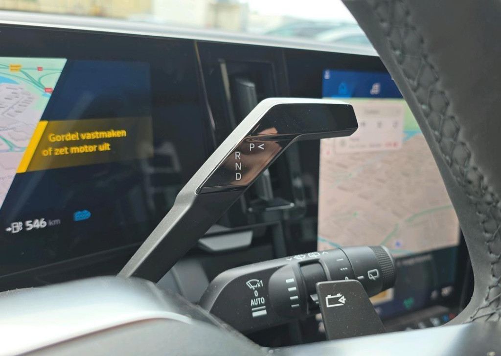 Renault Scenic e-tech ev87 long range techno