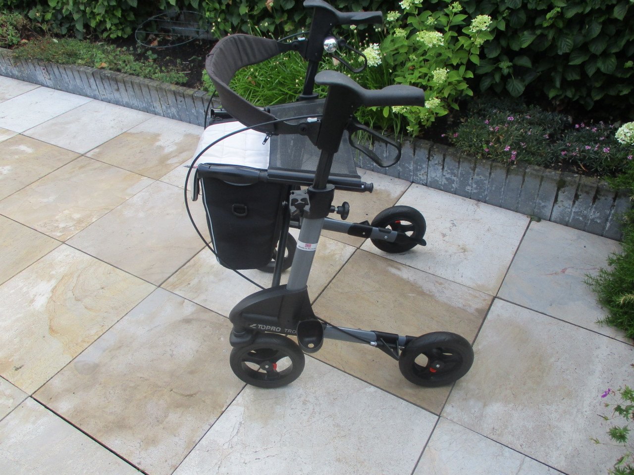 Zgan  Topro Troja 2G rollator met zitje tas stokhouder rugsteun en dienblad