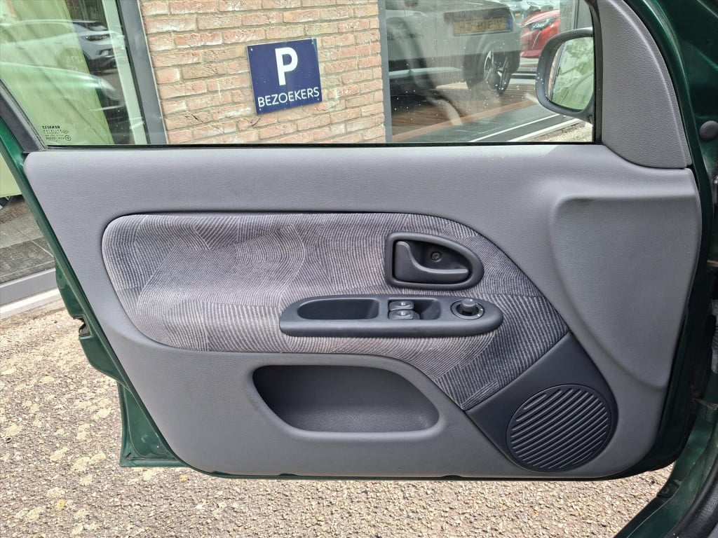 Renault Clio 1.6 rn automaat