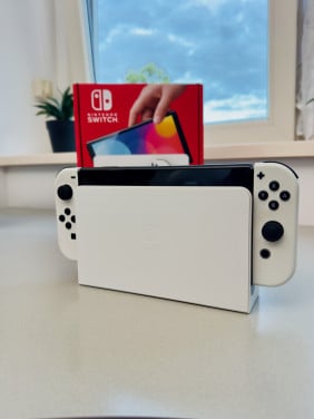 Nintendo Switch Oled Wit - In zeer nette staat