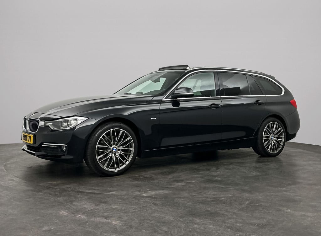 BMW 3-serie touring 320d high executive pano leder automaat