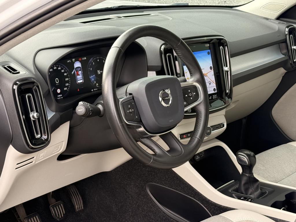Volvo XC40 1.5 t3 | pano | navi | acc | achteruitrijcamera | stoelverwarmin