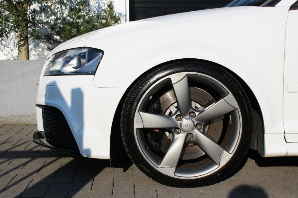 Audi Rs3 sportback 2.5tfsi quattro pro line s-tronic - actieprijs: €24.535,