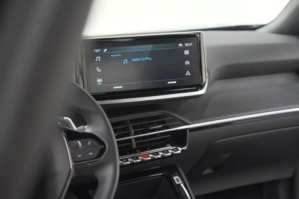 Peugeot 2008 hybrid 136 e-dcs6 style | apple carplay | parkeersensoren | cl