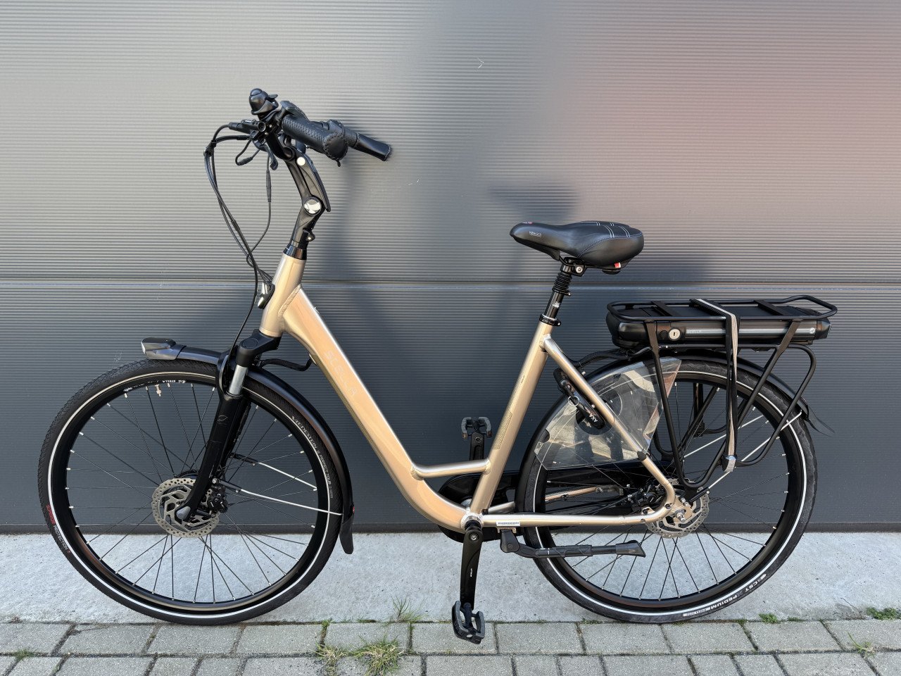 ZGAN Stella Livorno Gold elektrische fiets 630WH accu!