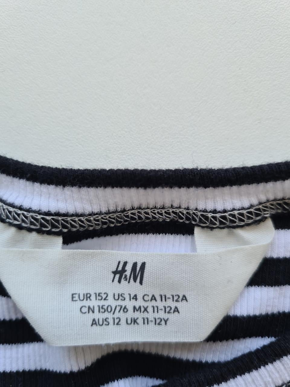 H&M zwart - wit gestreepte trui  Mt 152