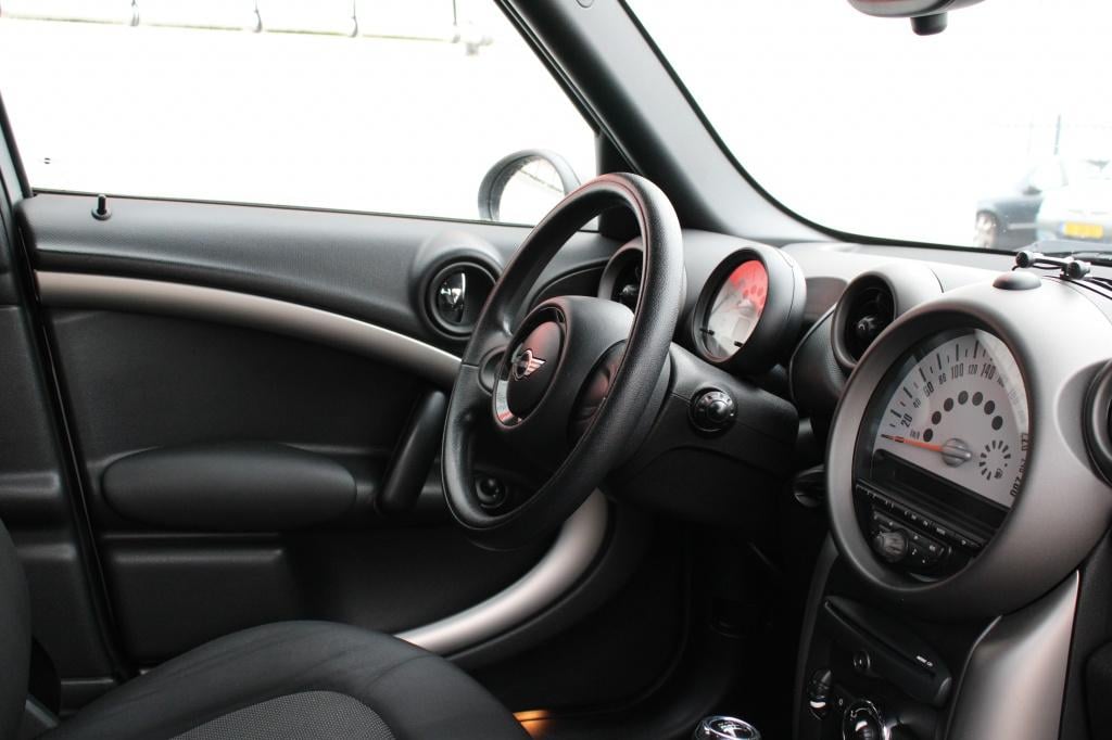 Mini Countryman mini 1.6 one - ter bemiddeling