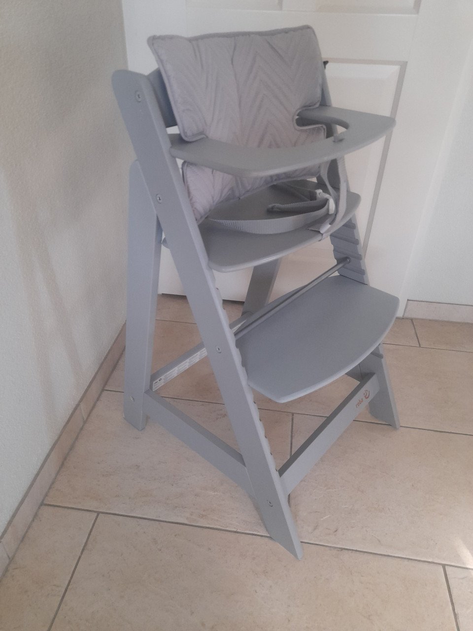 Roba Kinderstoel (in goede nette staat )