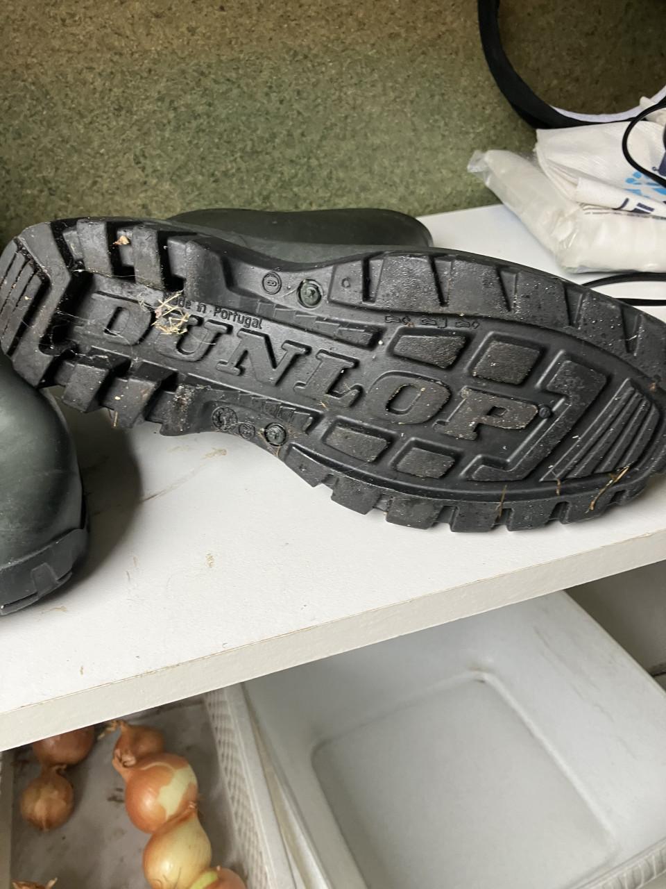 Te koop in zeer goede staat groene regen laarzen