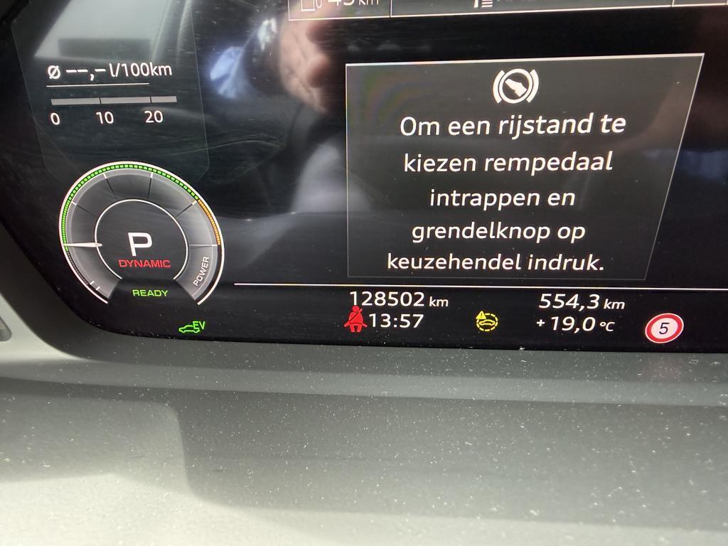 Audi Q3 q3 45 tfsi e hybrid 245pk s edition