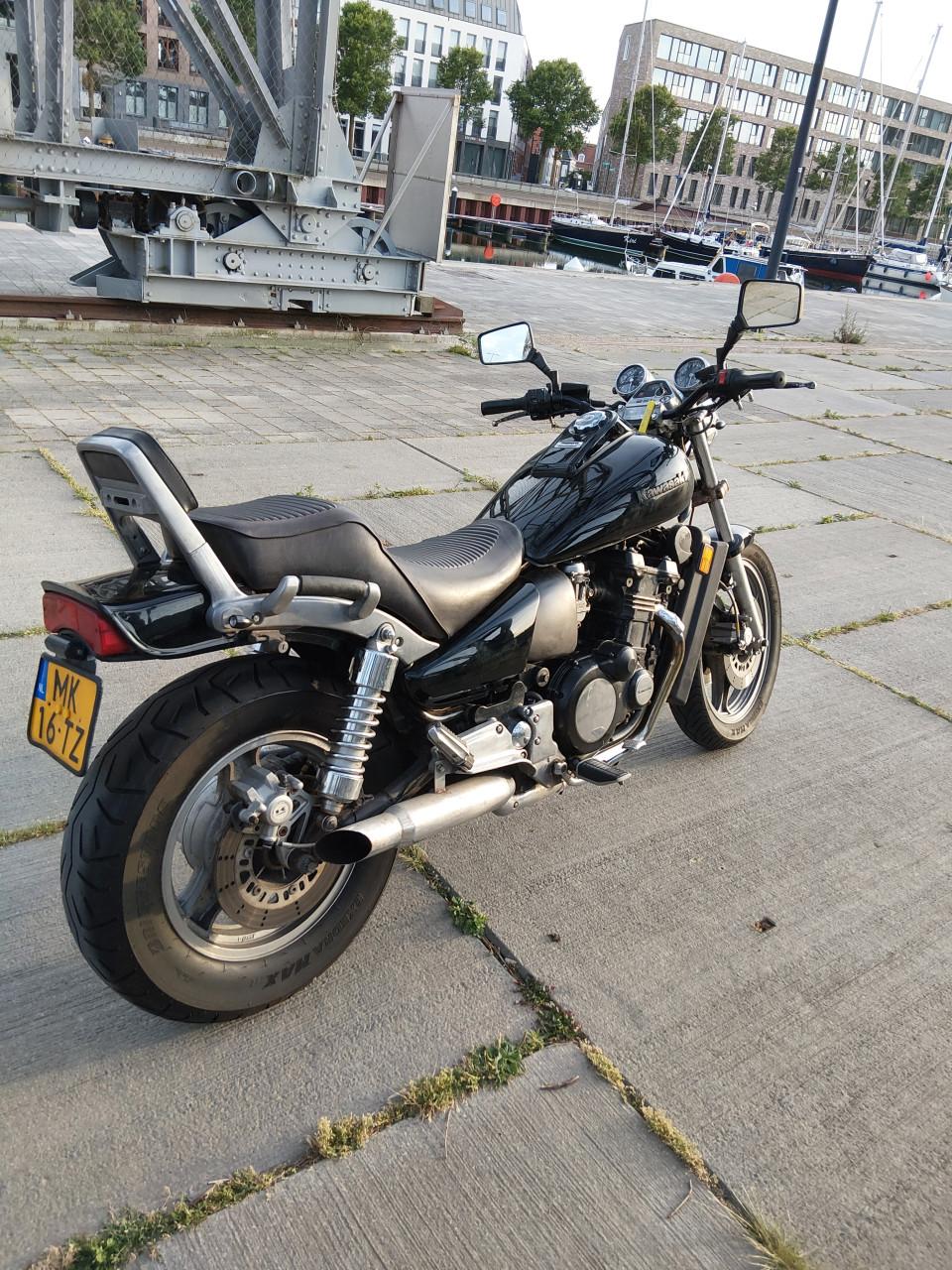 Kawasaki ZL1000 eliminator
