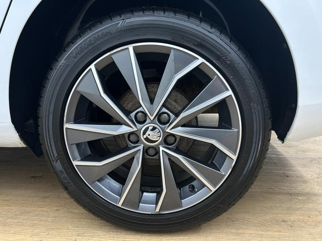 Skoda Fabia combi occasion 1.0 tsi drive | wit | tweedehands skoda fabia | 