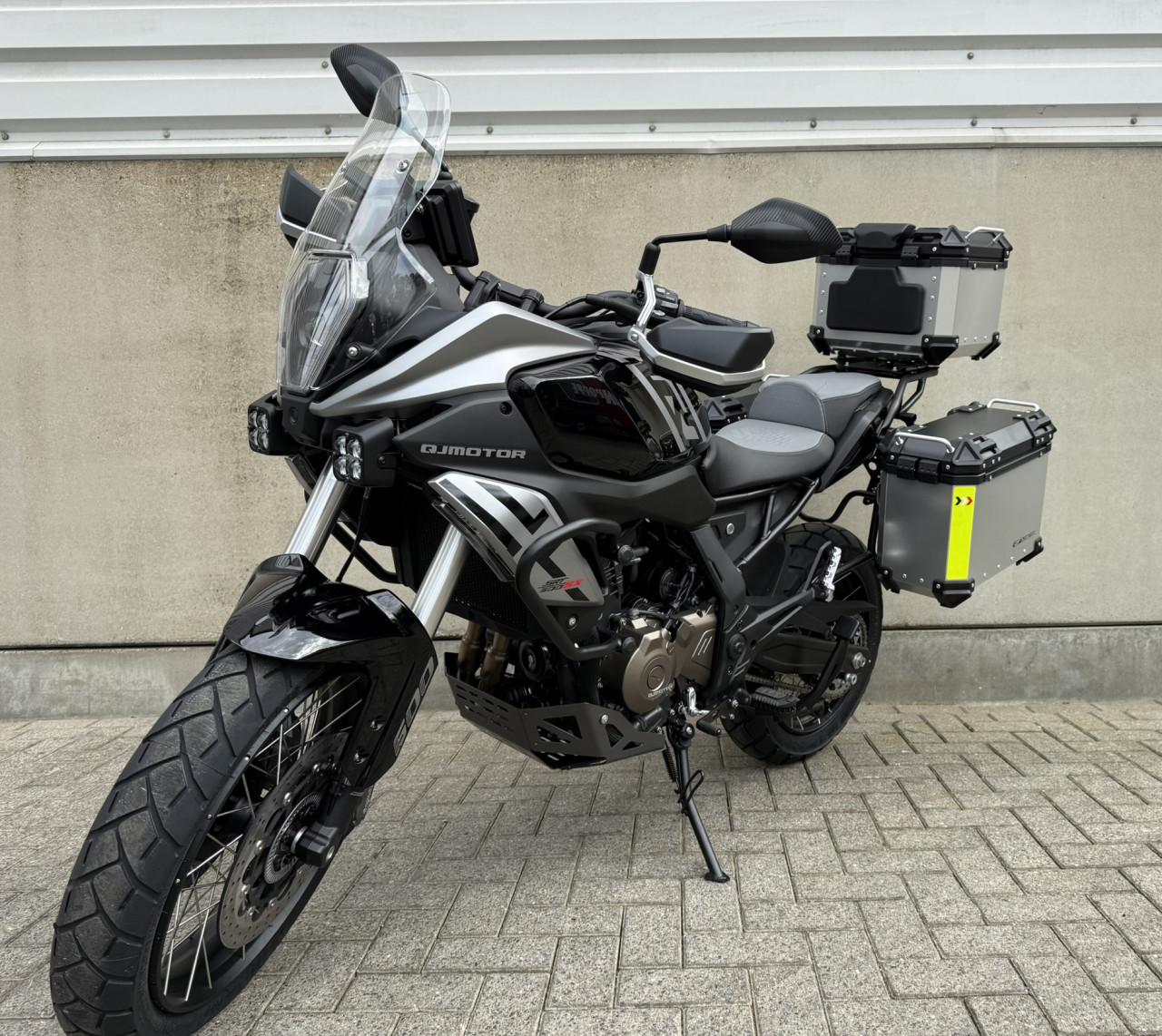 QJMotor SRT 600 SX Touring | Zeer compleet | Op voorraad
