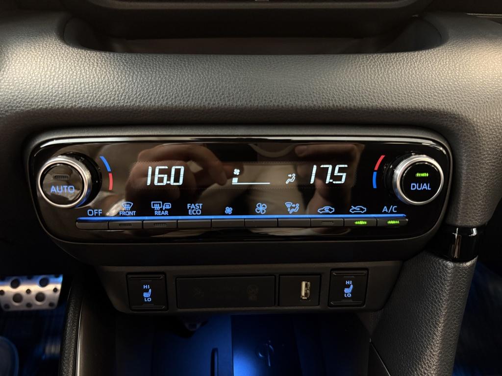 Toyota Yaris 1.5 hybrid gr sport| head-up| stoel.verw| adap.cruise| camera