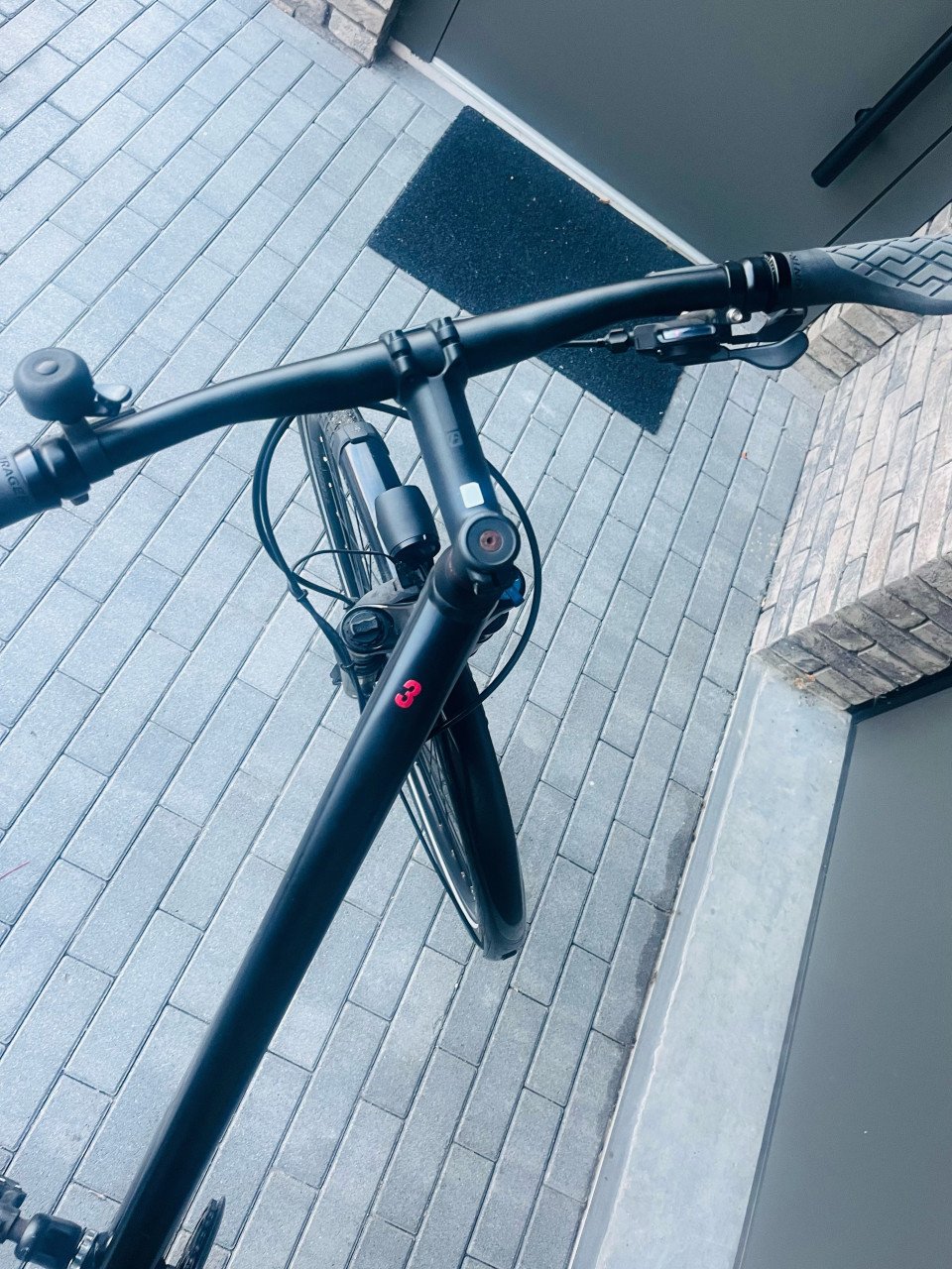 Trek Dual Sport 3 Equipped Gen 4 –  hybride fiets in keurige staat !