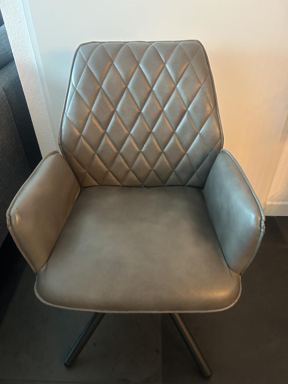 Set van 6 eetkamerstoelen