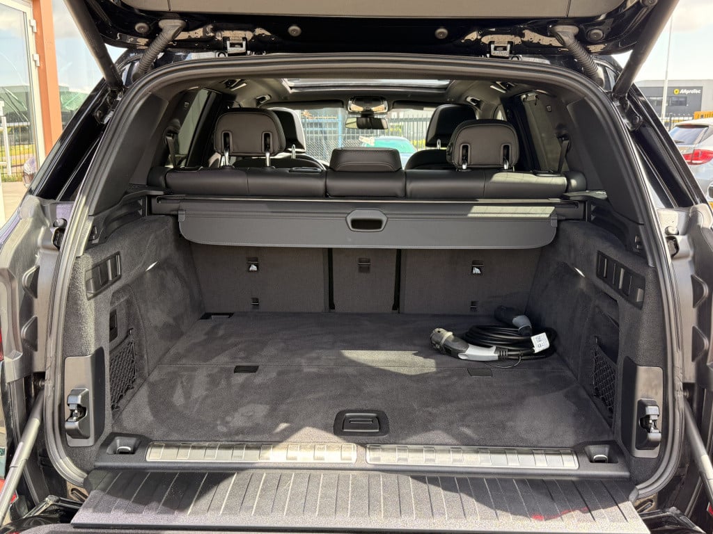 BMW X5 xdrive45e high executive | pano | sky lounge | stoelventilatie | luc