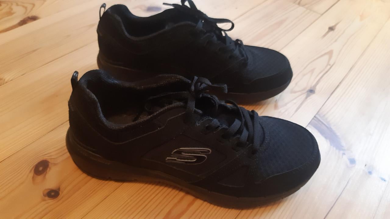 Skecher schoenen zwart maat 38