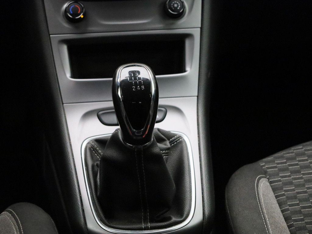 Opel Astra sports tourer 1.2 edition | navigatie | trekhaak | parkeersensor
