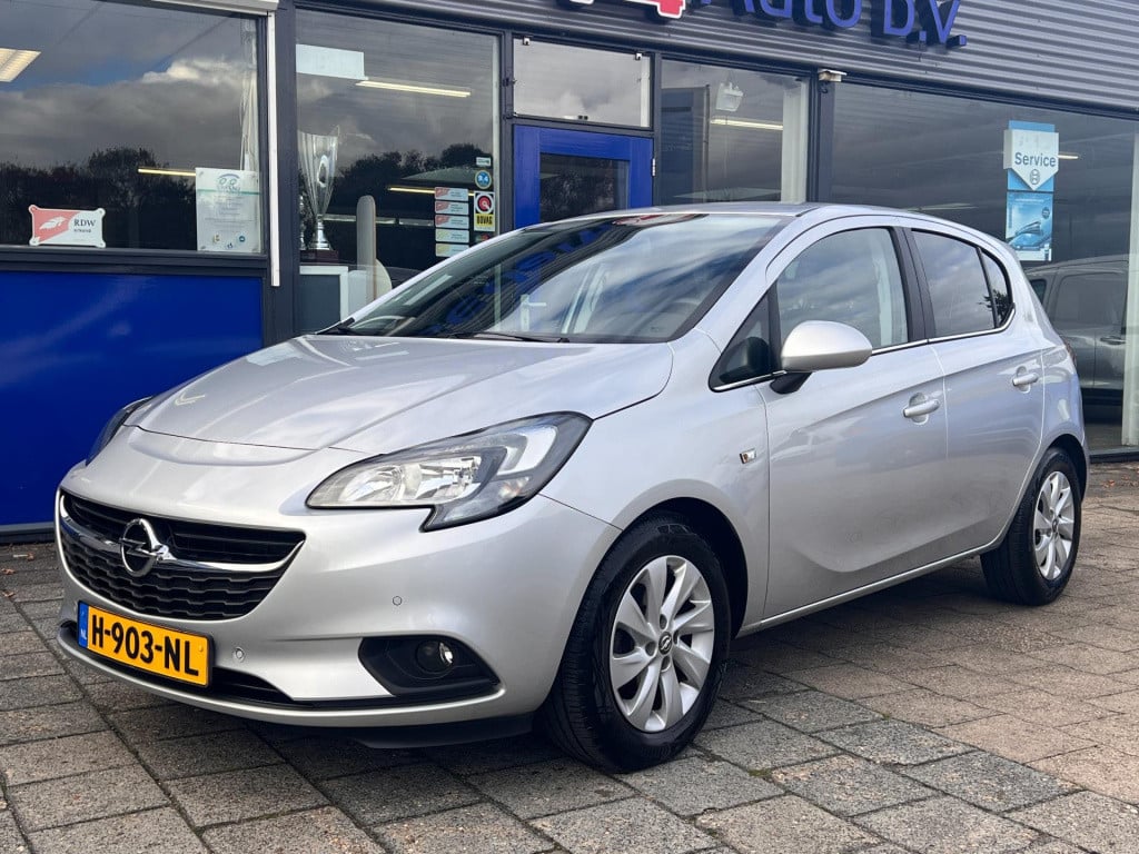 Opel Corsa 1.4 120 jaar edition, carplay, trekhaak enz. enz...