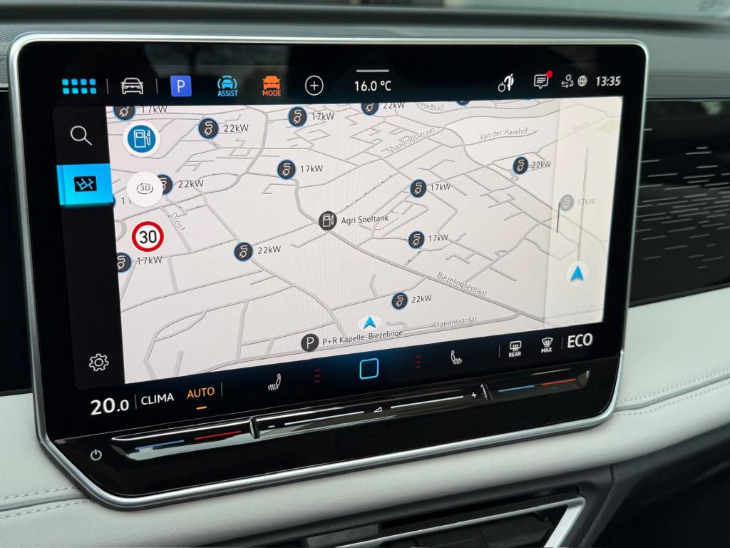 Volkswagen Tiguan 1.5 ehybrid elegance 204pk | panoramadak | trekhaak | 20"