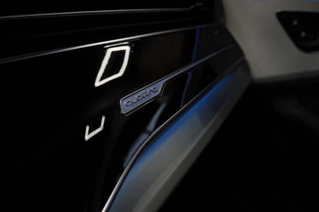 Audi Q8 55 tfsi quattro | rsq8 interieur | pano | acc | maxton |