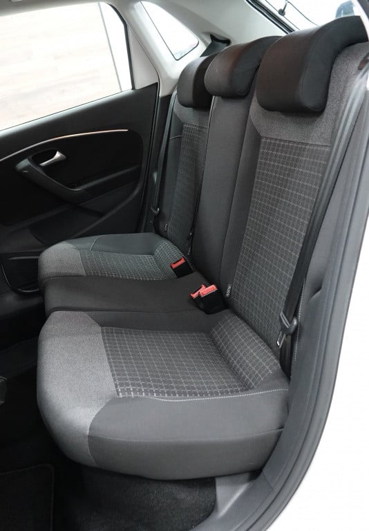 Volkswagen Polo 1.2 tsi comfortline | cruise | navi | alarm |