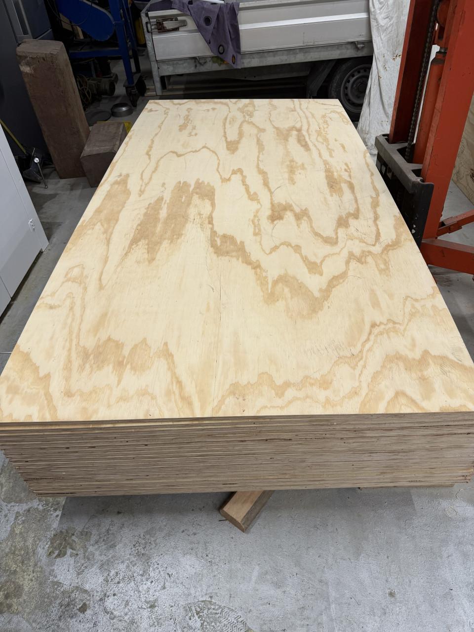 Nieuwe underlayment platen 18mm 122/244