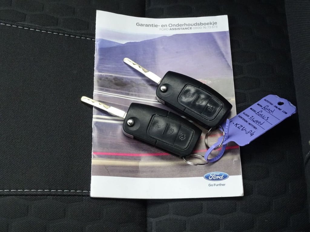 Ford Fiesta 1.0 ecoboost sport | pdc | clima | bluetooth | 17"