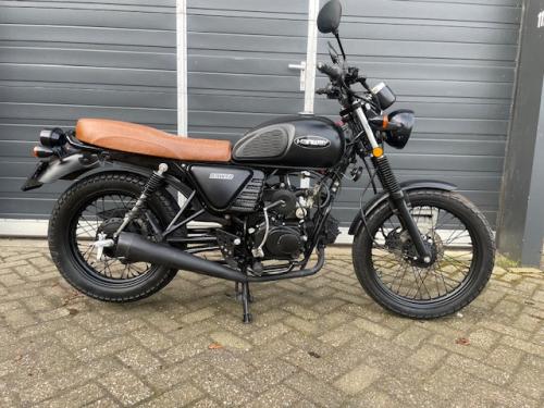 Unieke hanway raw 50 demo maar 1860 km caferacer euro 5 limited nu 1899 eu