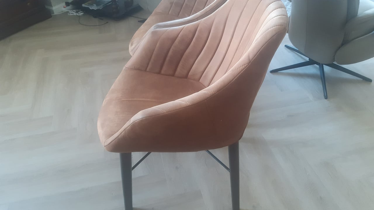 Eetkamer kuipstoelen