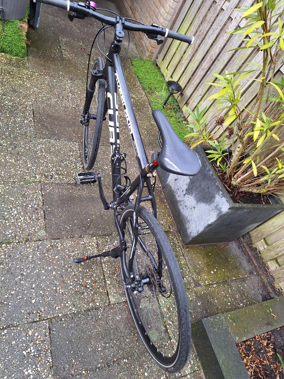 Cube Overland hybride fiets.