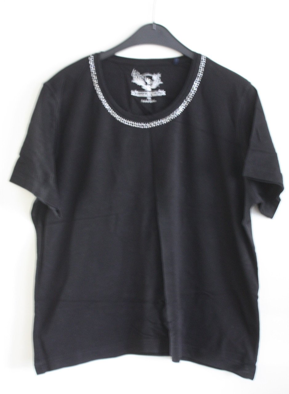 Zwart  tshirt met steentjes hals  maat 46
