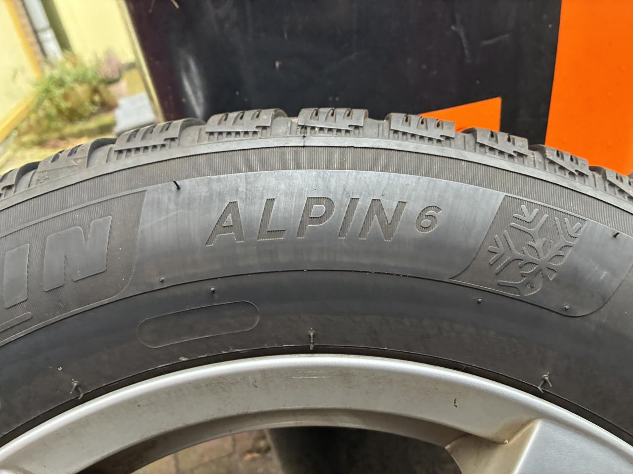 Winterbanden Audi/BMW 205 60R16 LMV 6.5mm inclusief sneeuwkettingen