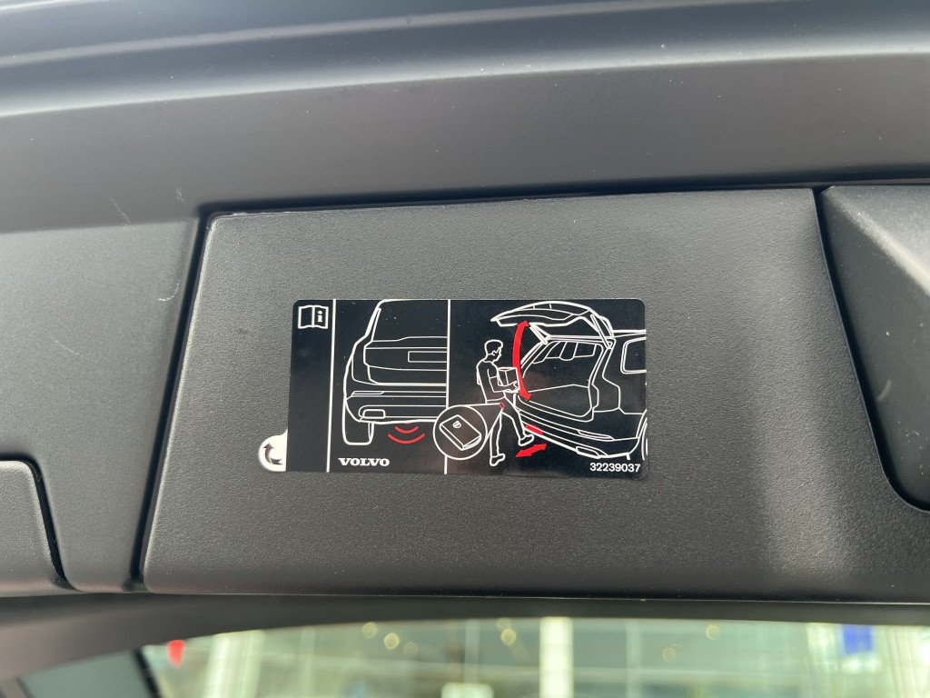 Volvo V90 t6 398pk awd recharge ultimate dark full options !