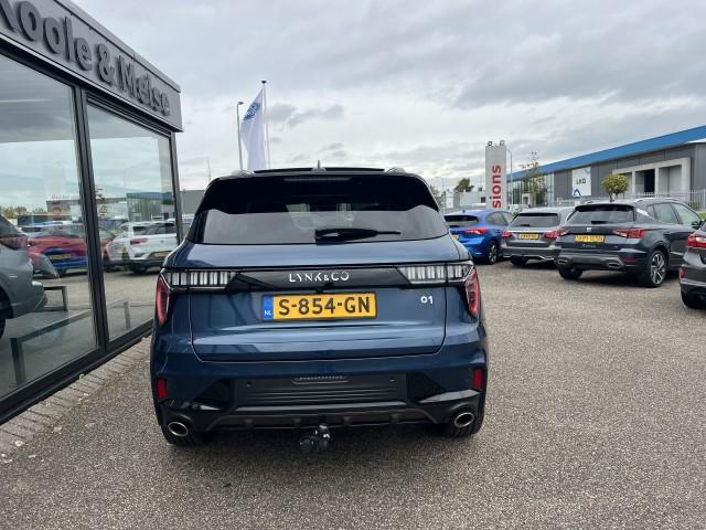 Lynk & Co 01 1.5 261pk phev 7dcth ,trekhaak , panodak , adaptive cc , carpl