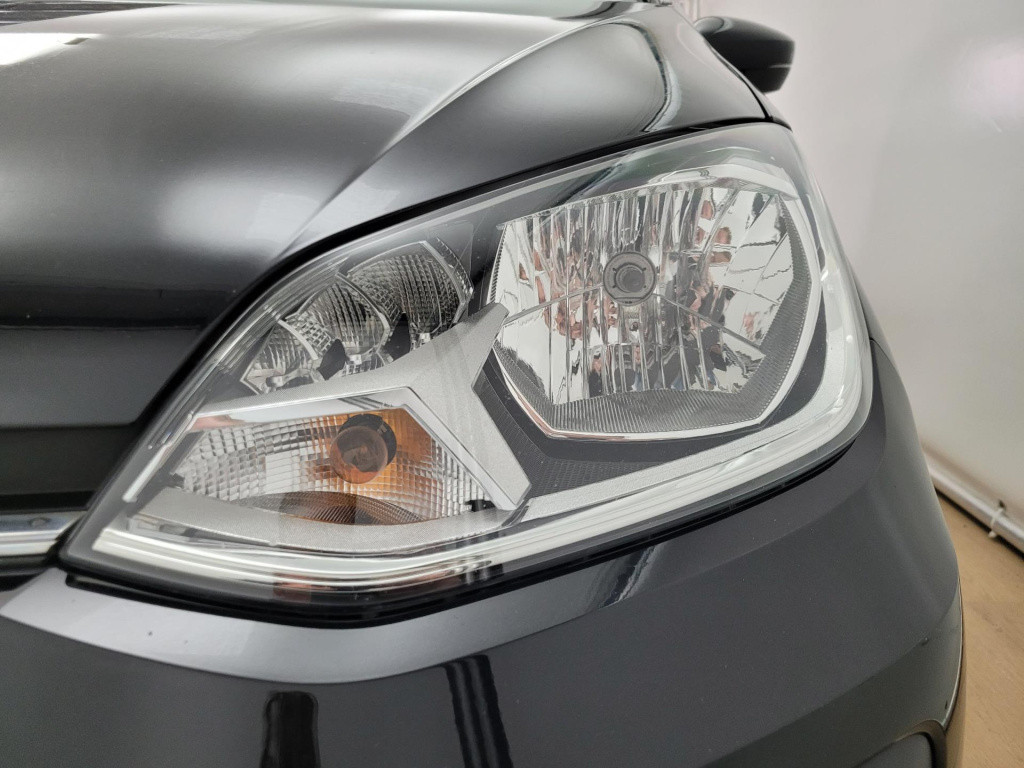 Volkswagen UP! 1.0 bmt | sportvelgen | zwart | airco | bluetooth audio | 5 