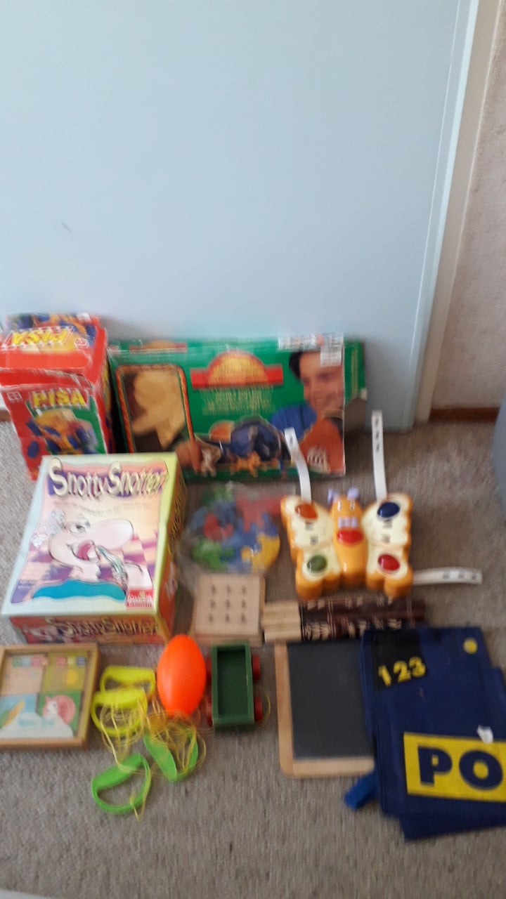 Partij speelgoed en knuffels