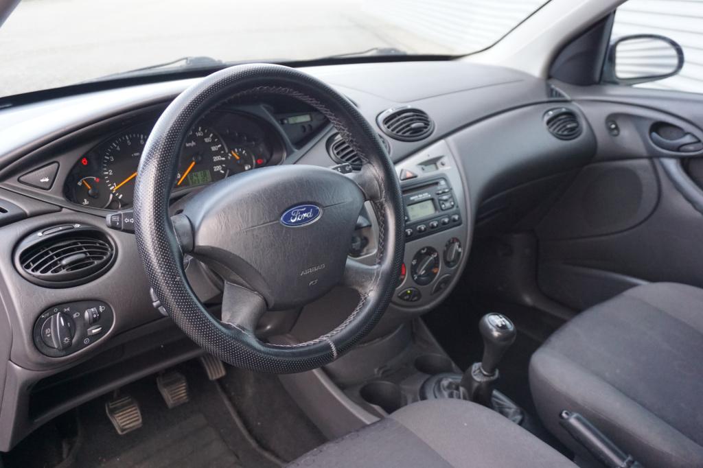 Ford Focus wagon 1.6-16v cool edition airco / elektr. ramen / trekhaak / lm